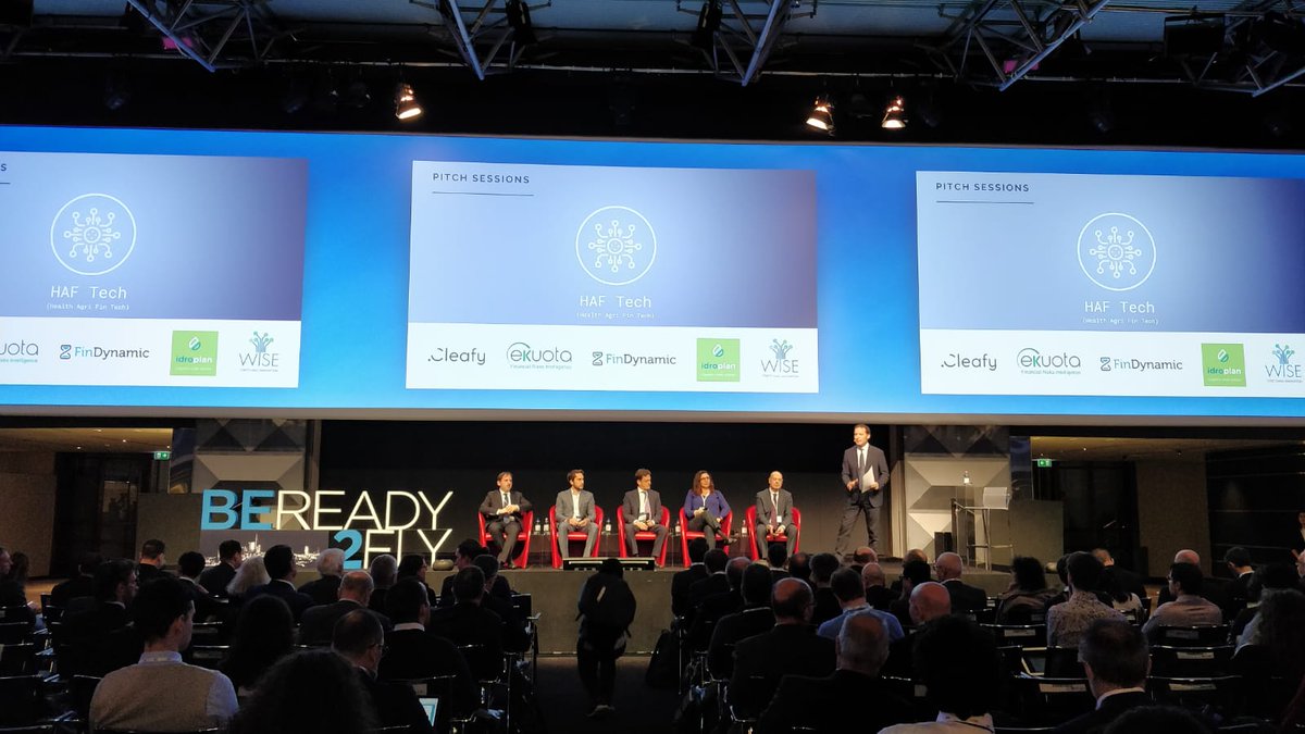 PoliHub's tweet photo. #BR2F @fulviogiuliani chiama sul palco i progetti del cluster #HAF - #Health, #Agri e #FinTech, startup che propongono strumenti e soluzioni innovative che migliorano l’integrazione tra tecnologia e finanza, la produzione agricola e il trattamento di patologie neurologiche. https://t.co/B3RKKUdVVy