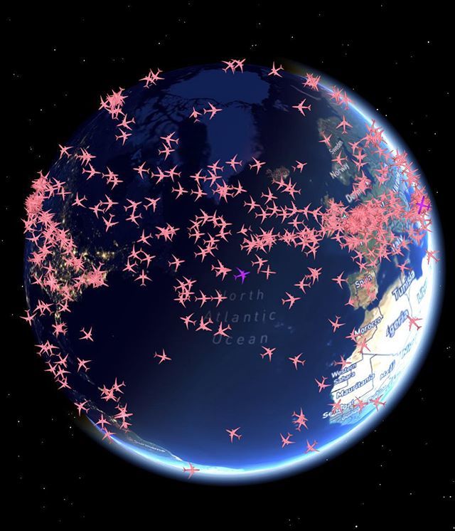 LiveFlightApp's tweet photo. It’s a quiet Monday morning on @infiniteflight. Can you guess how many aircraft are currently airborne on the simulator? #liveflightapp #infiniteflight https://t.co/JcSUwlldyS https://t.co/FA7Xh114xk