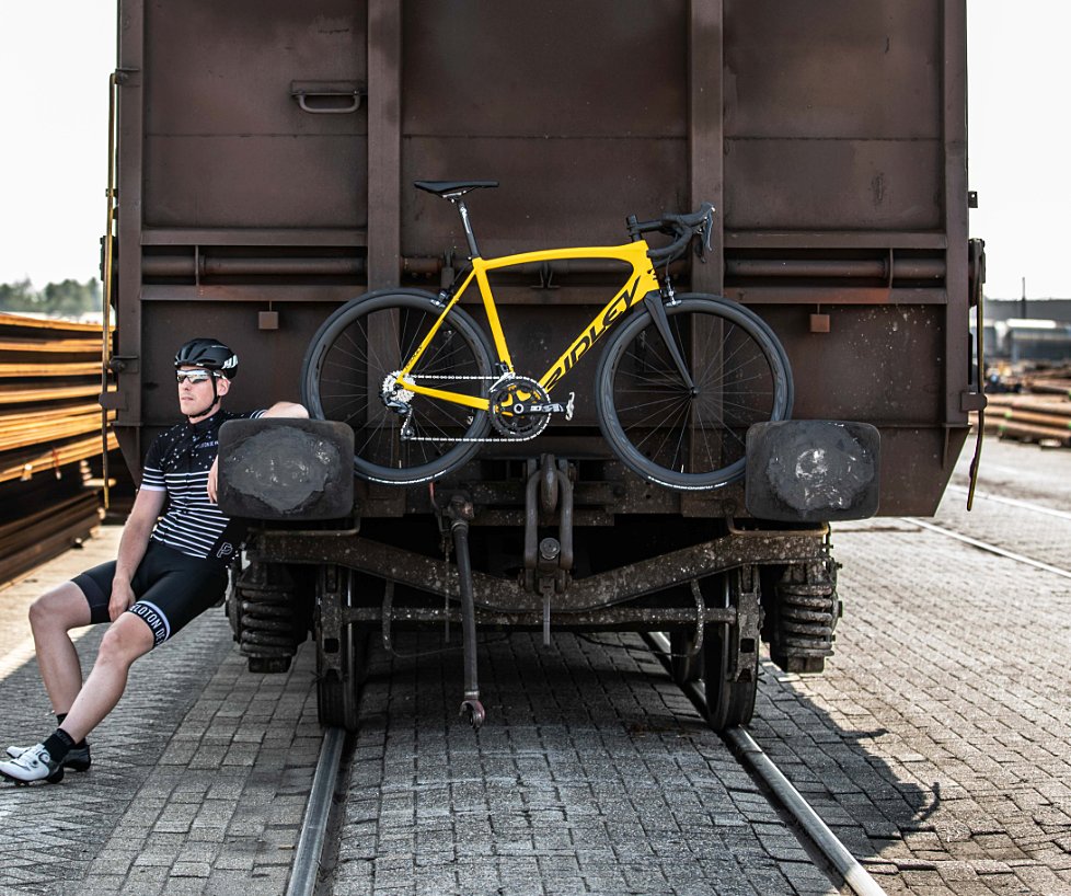 Do it all with Fenix. #BeTOUGH #RidleyBikes #BuiltForGlory #ridleyfenix #fenixsl #performanceendurance #customridley #ridleypureline #custombicyclepainting