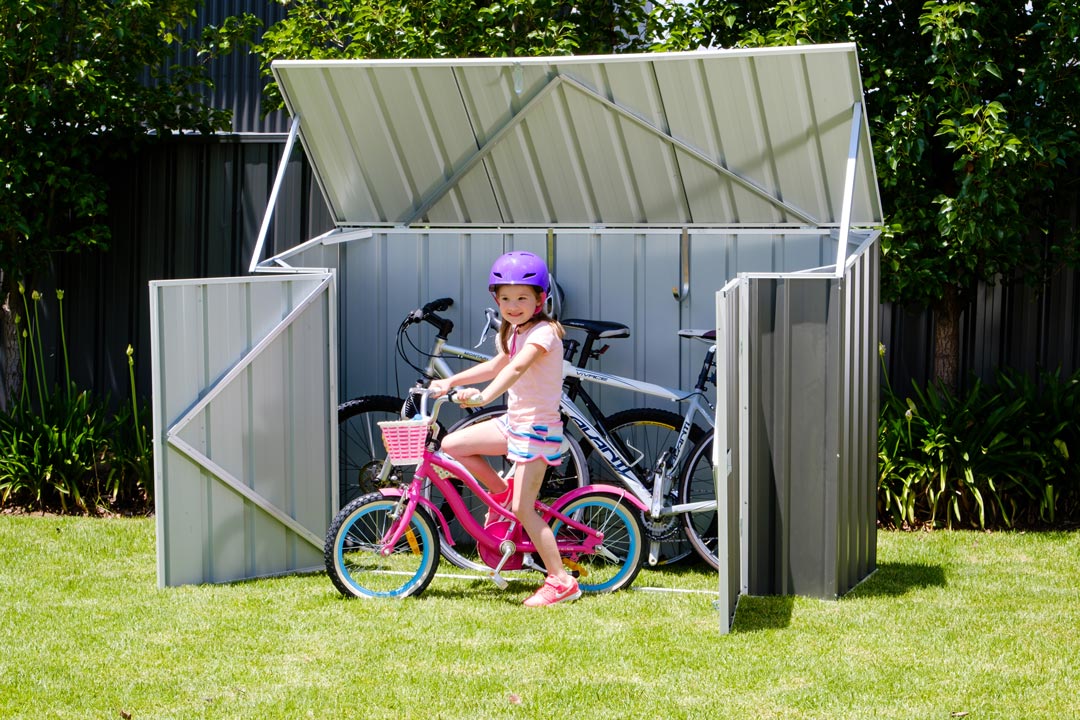 DialShed's tweet photo. Do you enjoy going on a bike rides with the family but just don't have the room in the garage to store them all? This multifunctional design is the perfect solution for securing the bikes and extra cycling equipment. 

SHOP HERE: https://t.co/vWkgrAaCFF https://t.co/LlrkLJGJMX