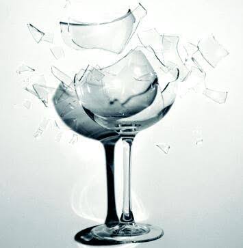 ~•°Alone°•~™ tweet media