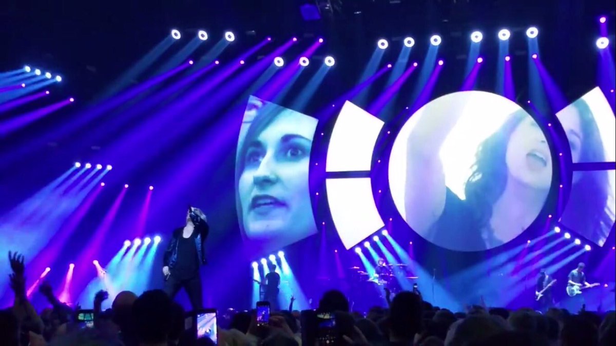 MlleJune's tweet photo. #13Tour ; #13dates ; #13concertsmémorables = 13000 MERCIS @nicolasirkis @oLidESaT_ et @indochinetwitt pour tout .. ce que vous nous apportez 💜 c’est tellement important pour nous ! #Angers #nantes1 #nantes2 #limoges #orleans #caen2 #nancy #fdb18 #rouen2 #bercy5 #nantes3 #nantes4 https://t.co/3GZstbuw3e