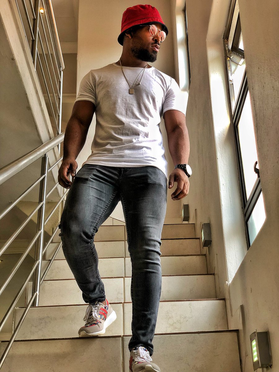 being_mpoomie's tweet photo. Mondays belong to @princekaybee_sa 
#DSTVMCA winner 😍😍😍 #MCM https://t.co/oj6ncZwQHx