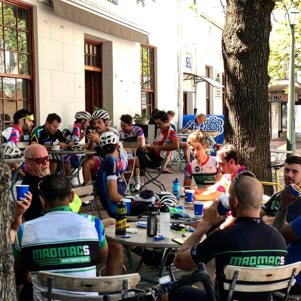 Weekend snacks by <a href="/IamSUPERBAR/">IamSUPERBAR</a> &amp; <a href="/hazz_coffee/">häzz</a> 💃 Thanks for the love <a href="/MadMacsMoto/">Mad Macs Motorcycles</a> , we look forward to 2019 🔥👊