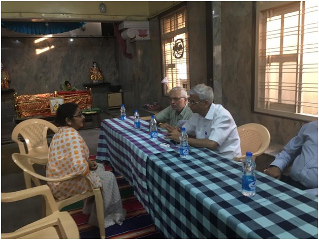 IndusindF's tweet photo. Mr. Vashdev Khialani, Singapore (NRI) and Mr.Ashok Wadhwa are interacting with Senior Citizens Widows of Bangalore https://t.co/9Tt1fb0RH4
