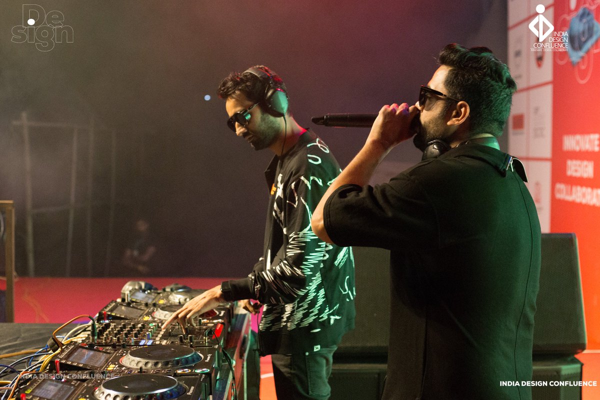 AhmDesignWeek's tweet photo. Entertainment Evening @ #IndiaDesignConfluence
23 Nov. @progressivebros
some glimpses...
#IDC #DesignFestival https://t.co/3uzb748W0e