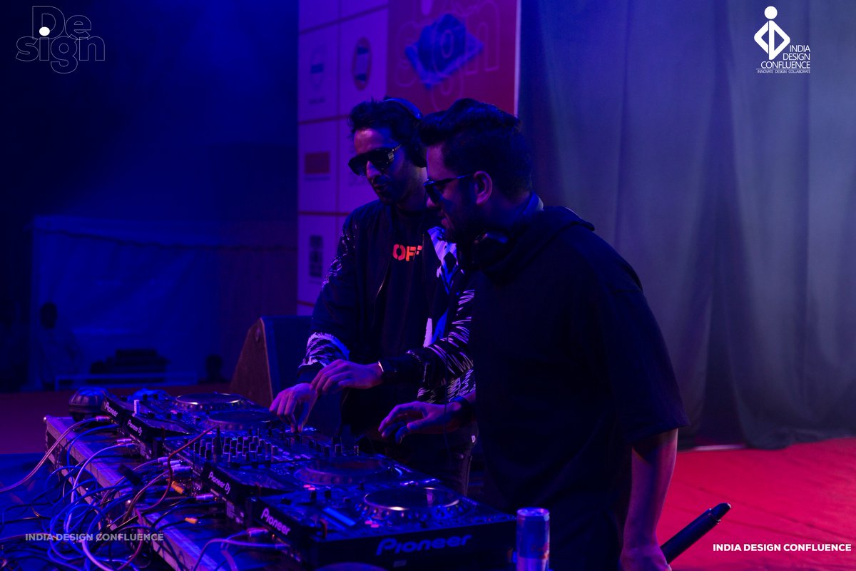 AhmDesignWeek's tweet photo. Entertainment Evening @ #IndiaDesignConfluence
23 Nov. @progressivebros
some glimpses...
#IDC #DesignFestival https://t.co/3uzb748W0e