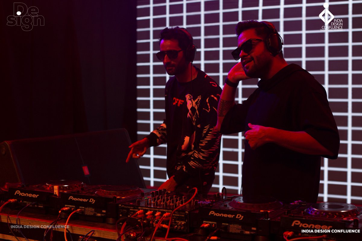 AhmDesignWeek's tweet photo. Entertainment Evening @ #IndiaDesignConfluence
23 Nov. @progressivebros
some glimpses...
#IDC #DesignFestival https://t.co/3uzb748W0e