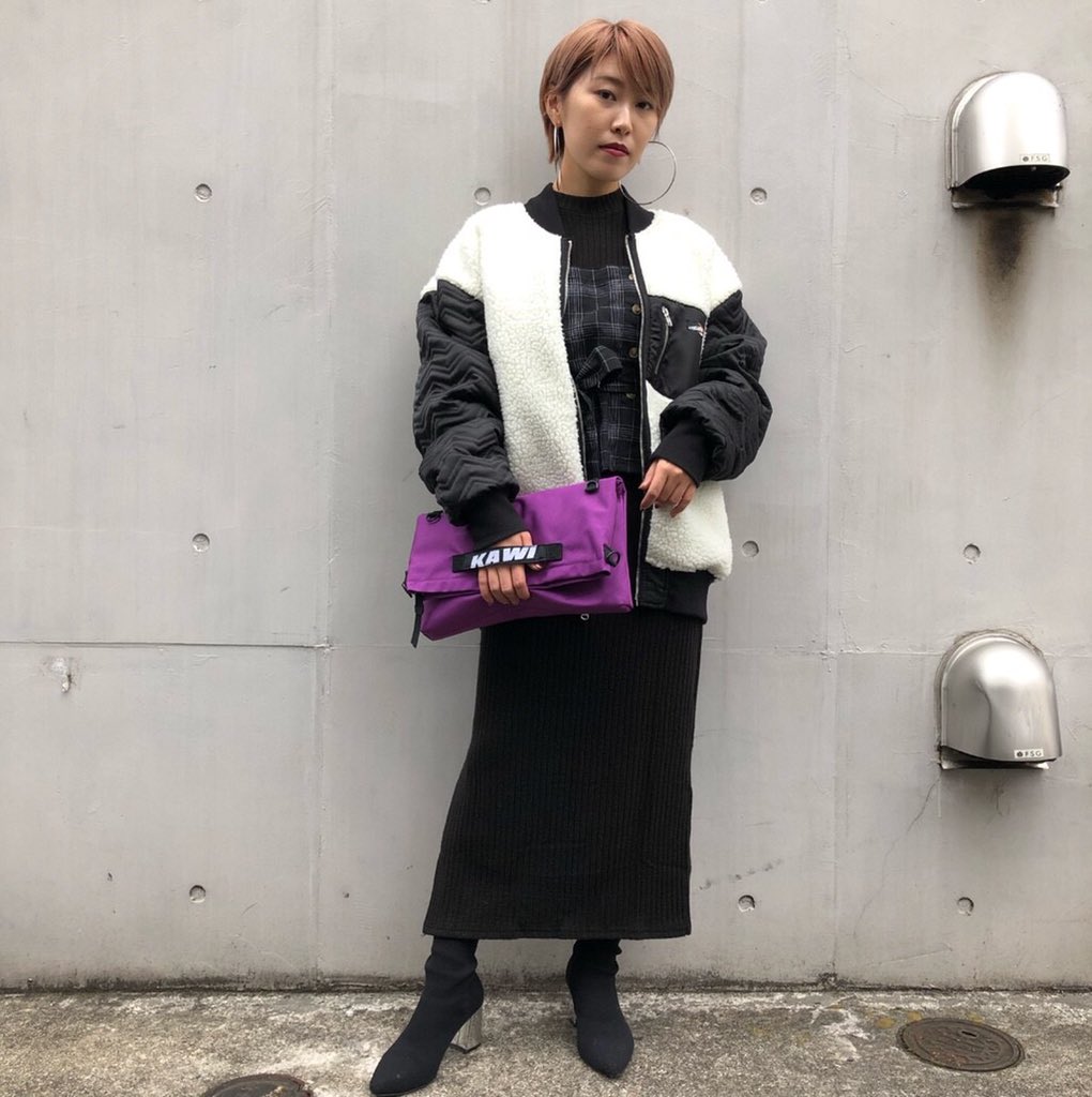 kj_opa's tweet photo. 【2018/AW KAWIJAMELE OUTER】

・piping chester coat
・boa liner pea coat　
・Big hood down coat
・reversible boa MA-1
　
様々なアウターを取り揃えております！
ぜひ一度店頭にてご覧になって下さいね♡ https://t.co/oeM2f8n2Sq