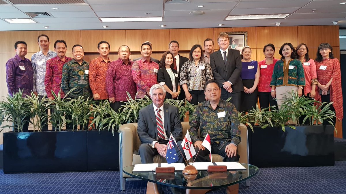 Jo Stevens (@konjenbali) on Twitter photo The #AustralianConsulate in #Bali is delighted to support the #DenpasarCity delegation visit to #Perth. A great first step towards exploring possibilities, building collaboration and knowledge exchange between these two creative economy cities. The #AustralianConsulate in #Bali is delighted to support the #DenpasarCity delegation visit to #Perth. A great first step towards exploring possibilities, building collaboration and knowledge exchange between these two creative economy cities.