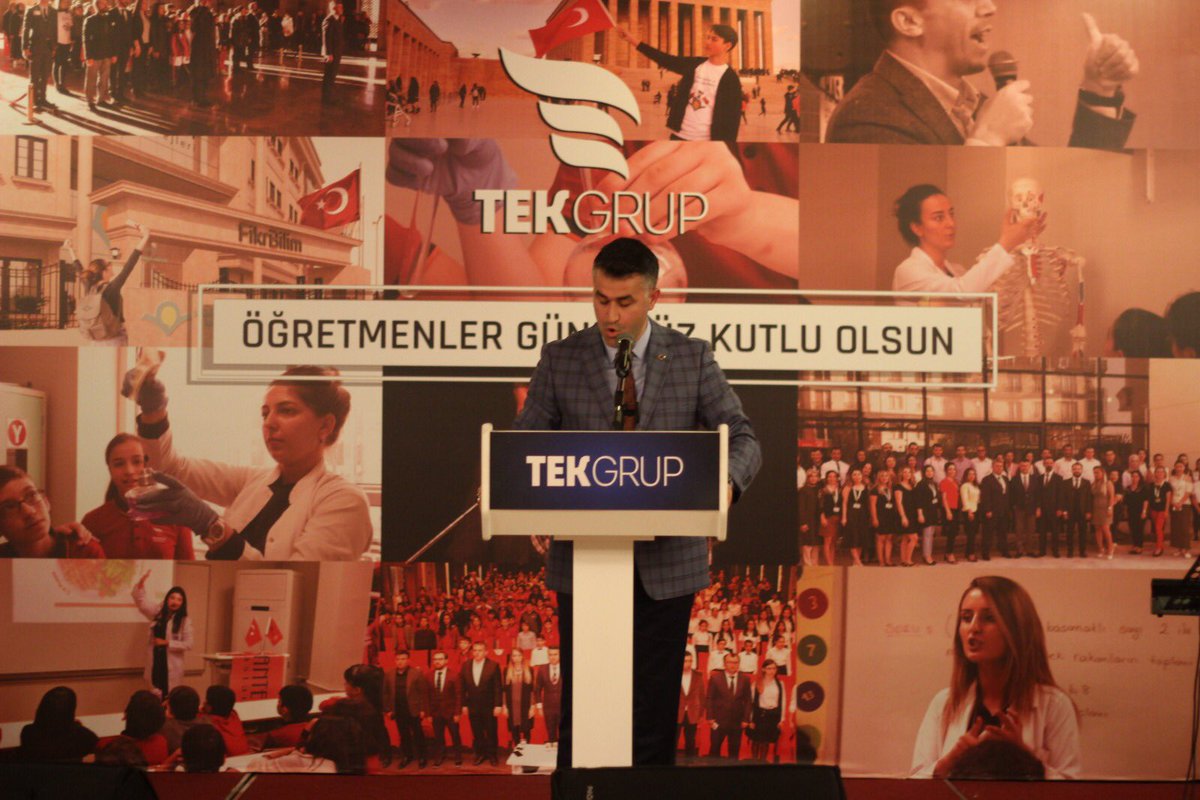 TomurcukEgitim's tweet photo. Tek Grup, Öğretmenler Gününü Anlamlı Bir Geceyle Kutladı. | 
Tek Grup bünyesinde bulunan Tomurcuk Eğitim Kurumları öğretmenleri özel gecede bir araya geldi. 
Yol bilir, yordam bilir, özümüzü biliriz.
Çünkü bir eğitimciyiz. 
Öğretmenleri günümüz kutlu olsun. https://t.co/iYZ57HFU8B