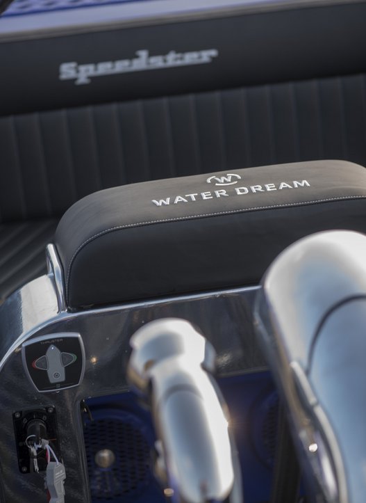 jmerchante1's tweet photo. Yachting on style #Waterdream #Waterdream_S850 #Waterdream_Speedster #perfect_combination #yachting_on_style #Porsche_356_Speedster #Speedster #Porsche_356 https://t.co/WWjyz8JL8T