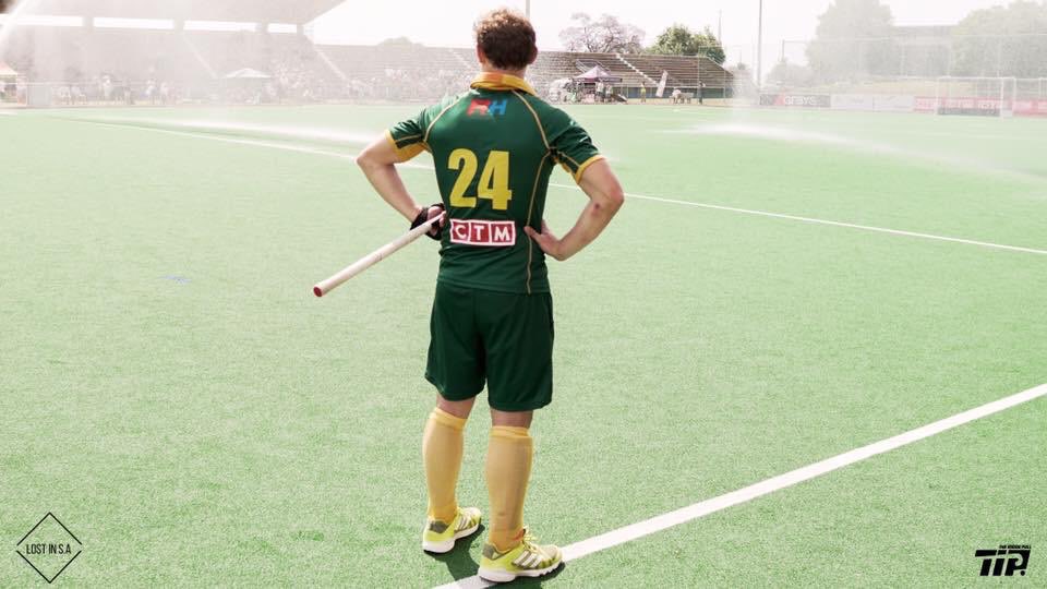 SA_Hockey_Men's tweet image. Welcoming back Nic Spooner to the SA men’s team 🇿🇦 🔥 Nic got his first cap back in 2013 and has spent the last 6 seasons in Germany applying his trade on international astros 🌍 Who can tell us how many @ehlhockeytv medals Nic has won 🥇🥈🥉? #KnowYourSAMen #AbeSizwe #Amastokke
