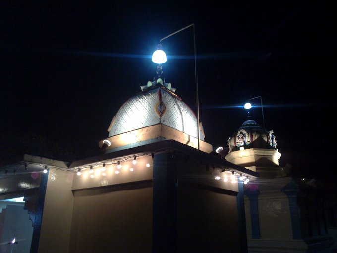 View image on Twitter