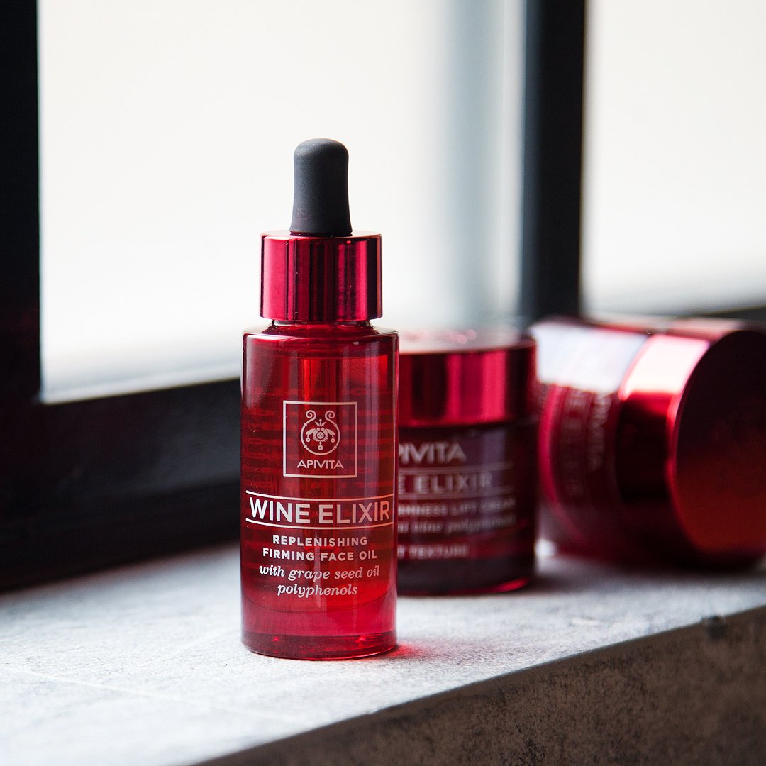ApivitaSA's tweet photo. It’ s #wintertime and we love using our favorite #WineElixir Firming &amp; Replenishing #faceoil!
Day or night, alone or before your face cream, gently massage it to your face &amp; decollete.
Shop now ➡️https://t.co/d3yOz54fSz
#apivita #apivitawineelixir #epigenetics #santorini https://t.co/ZtzTYx7ra6