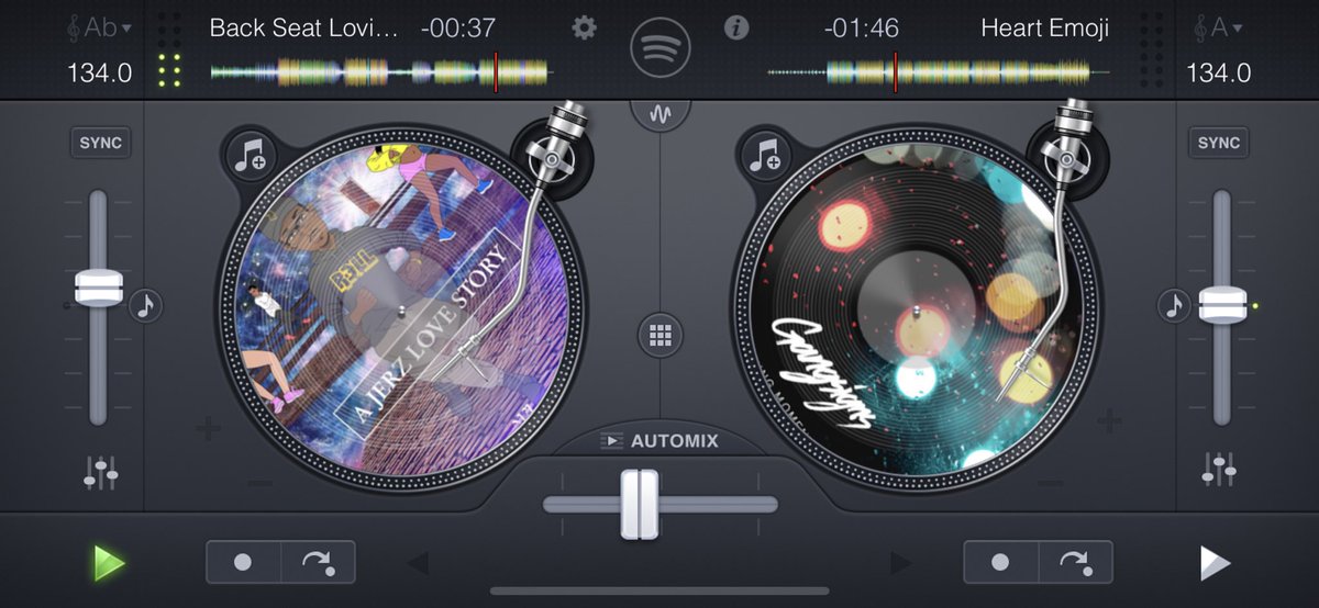 syoh_lagarn's tweet photo. djay2入れてみた結果Cueの曲だけ聞けなかったりと機能面が結構惜しかった。
Spotify使えるのすごいいいのになー!
#djay2 #アプリ #DJ #音楽 https://t.co/jj2ISCatWf