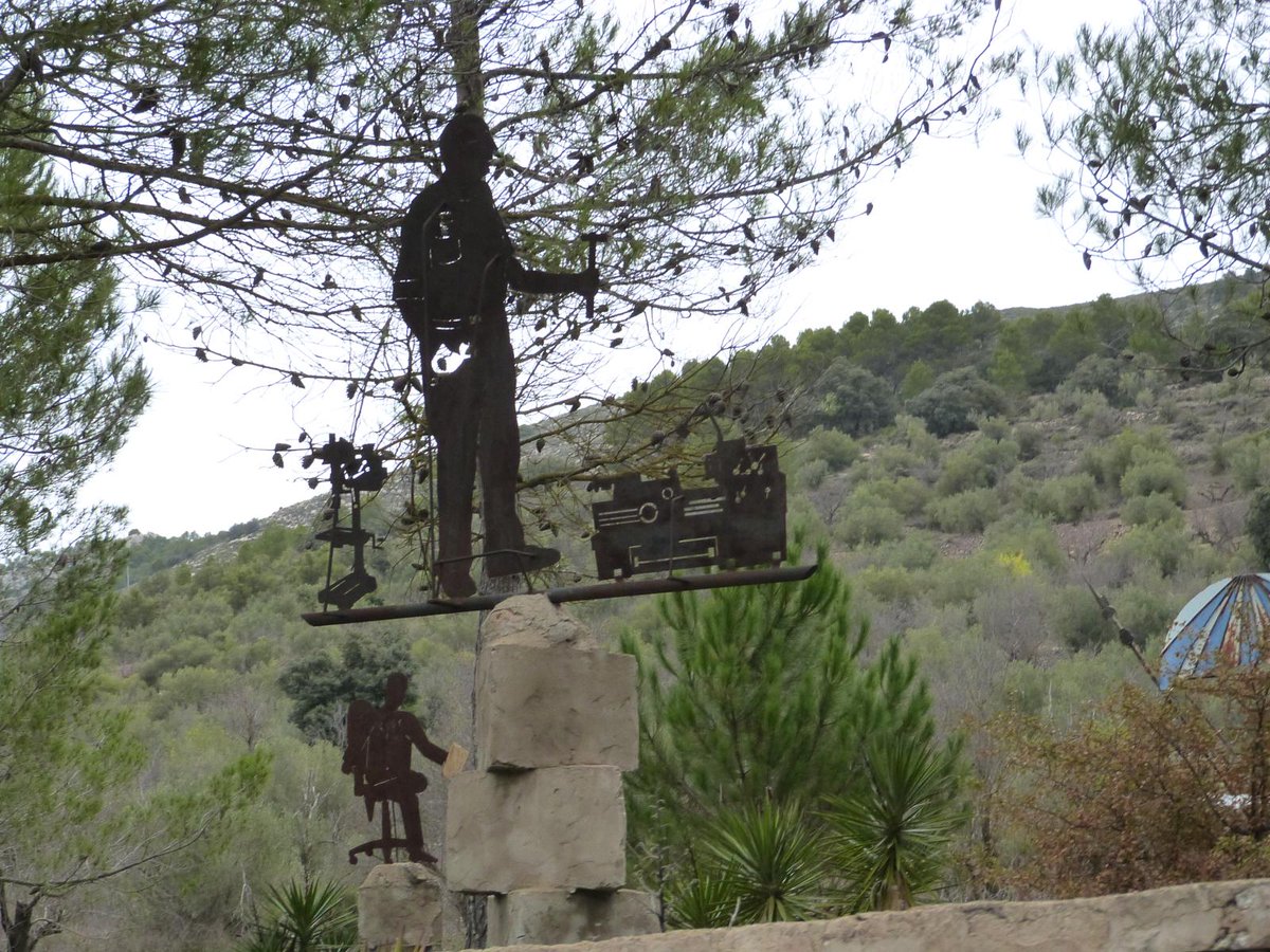 PalomarJulian's tweet photo. @3milio2 @dipuAlicante @costablancaorg @femecv Rutas por #Alicante. Travesía 2018 por Serrella-Alfaro (y 2) De Castell de Castells a #Facheca por Alfaro
https://t.co/EHpfNZKTz5 @dipuAlicante @costablancaorg @femecv https://t.co/1BUqxI8vpX