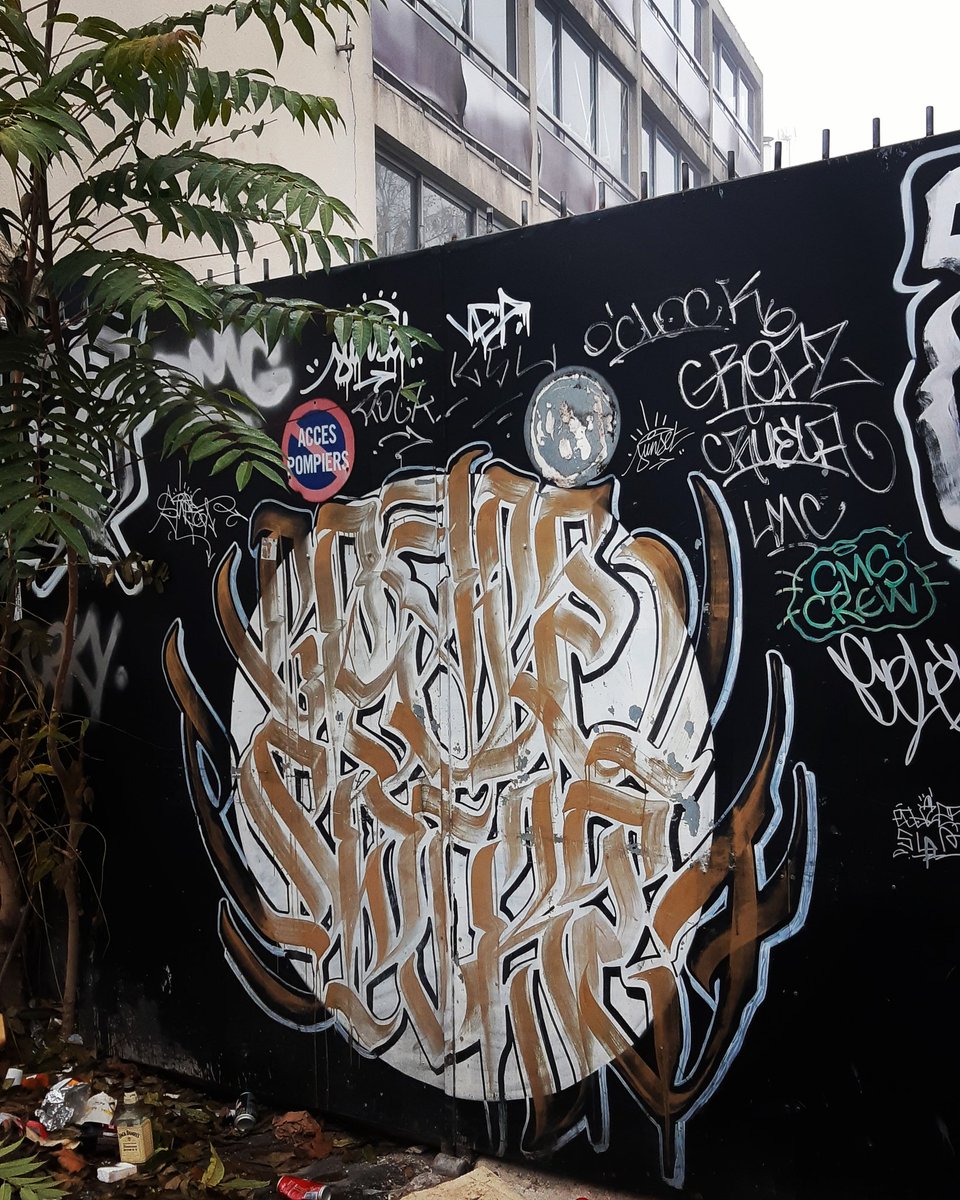 StreetArtLine's tweet photo. By Sunset" (France)
#instagram #sun7 #calligraffiti #France #Bagnolet #avenuegallieni #wall #photographieStreetArtLine #Artline https://t.co/wlSuRUXwoi