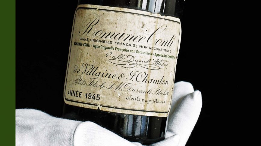 A very rare 1945 Burgundy has been sold for a record, mind-blowing amount. 

#wine #winelovers #auction #winery #winetime 

food24.com/News-and-Guide…