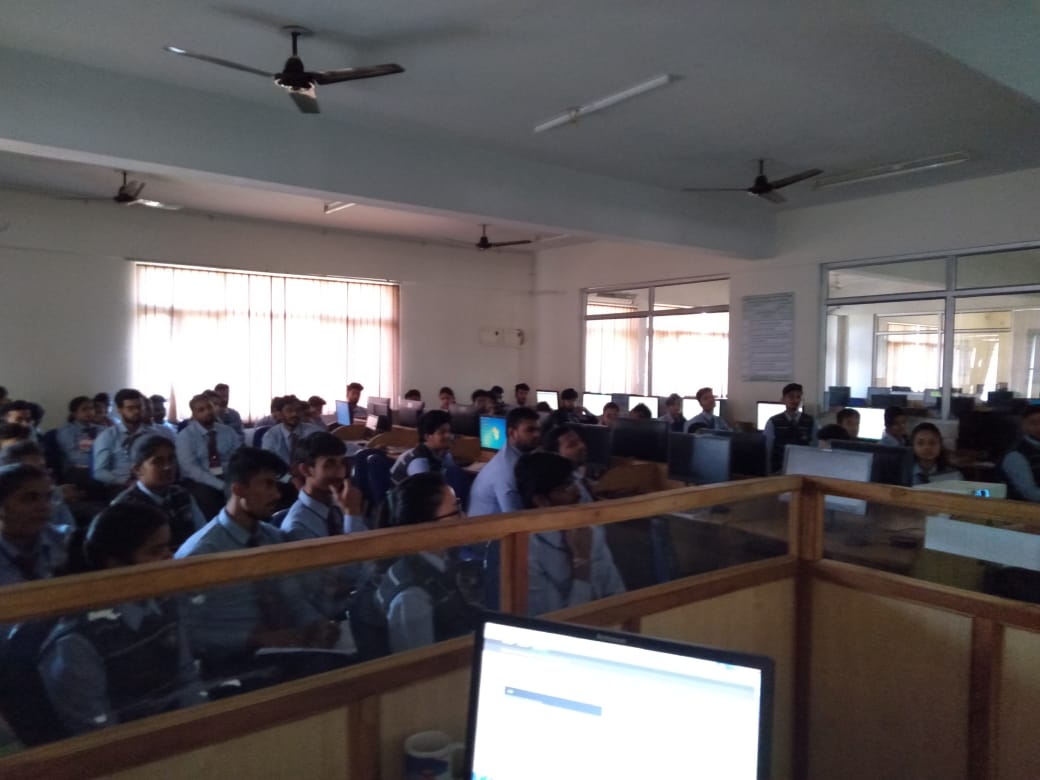 CetpaDehradun's tweet photo. We deliver in-depth hands-on #DeepLearningTraining with industry needs. There is a huge possibility for the development of a #Career in the profession of data driven analytics like that of #DataScience, #MachineLearning &amp; more. So, come &amp; join @CetpaDehradun &amp; make a smart move. https://t.co/C8kA6hAR6R