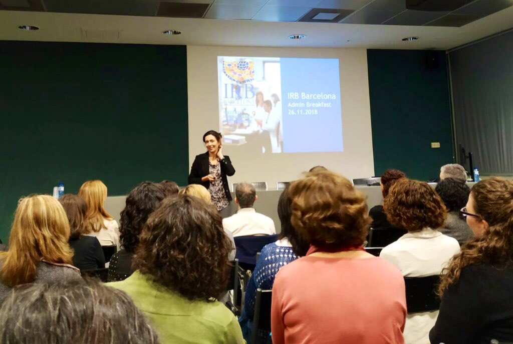 IRBBarcelona's tweet photo. ๐ฃ Lโequip dโAdministraciรณ de lโ#IRBBarcelona compartint els projectes que es desenvolupen en cada ร rea en lโ#AdminBreakfast. Estem molt orgullosos โบ๏ธ๐๐๐ผ https://t.co/3dlxwuxaau