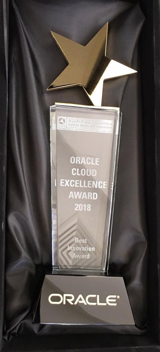 All smiles at the @oracleopenworld ECEMEA Dinner Reception, with @HMC_Qatar recognized as the leaders of Oracle Cloud Innovation #CloudAtCustomer #OracleCloudTechnology #Healthcare #CustomerReferenceinQatar #LeadingTheWay #ControlYourBusiness #MannaiInfoTech #OOW18 @MOPHQatar
