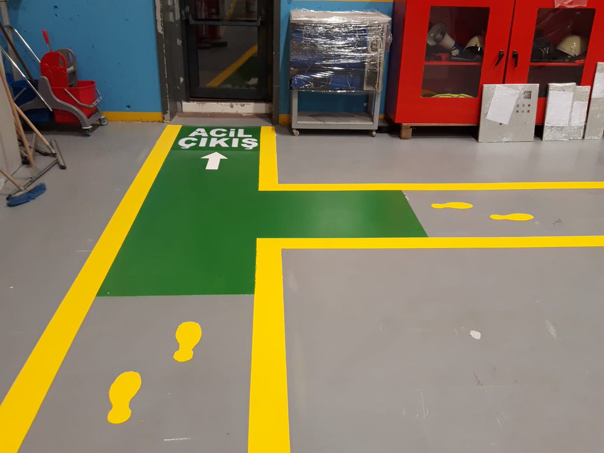 ErmTrafik's tweet photo. Fabrika içi yol çizgileri https://t.co/3XrDPm18NC