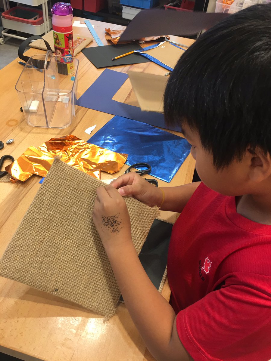 alytree's tweet image. G3 PBL explorers journal making in The Hive! Hands-on learning=the joy of learning@CDNIS #cdnisprojectinnovate @Makerspaces_com @21cli @betamiller