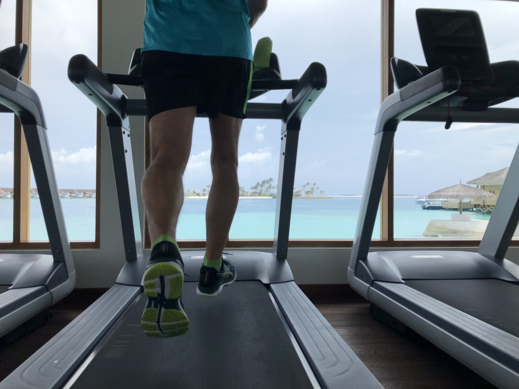 1977RichB's tweet photo. @covrunner loving my new shoes. Thank you - great service https://t.co/NCitmEgAin