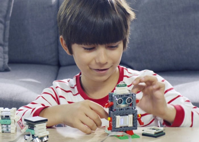 OpenElectronics's tweet photo. Teach Your Kids the Basics of ...
https://t.co/xR8ELHEDRG
#CodeLearning #Codeprogramming #Codecraft #ControlBoard #DragAndDropApp #GroveJunior #GroveJuniorApp #GroveJuniorBitKit #Kickstarter #KidsLearning #Lego #Microbit #OpenSource #OpenSourceSoftware #StemEducation https://t.co/lir8gA3FF5