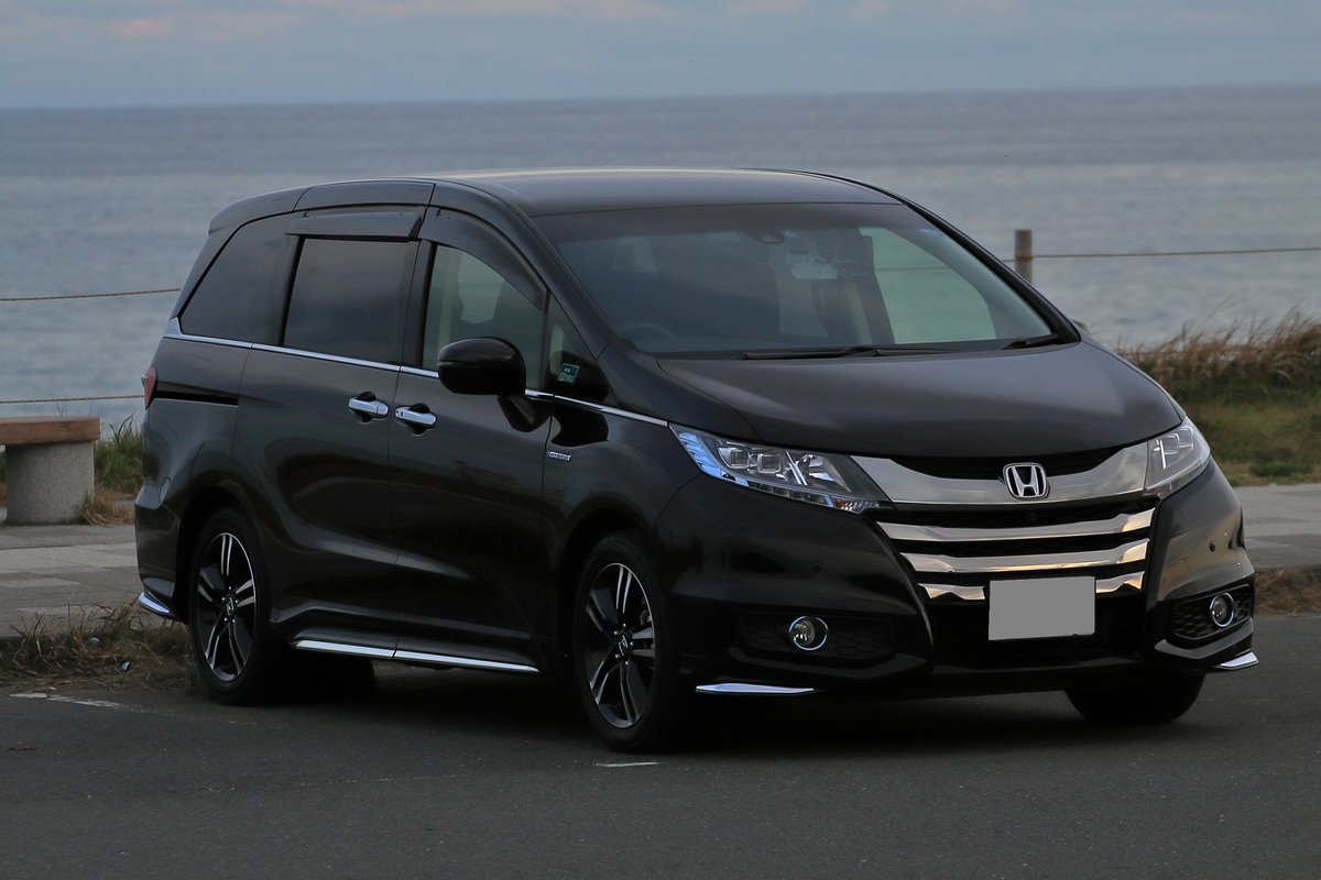 ろろ カメラおじさん A Twitter 固定 Rc4オデッセイハイブリッドに乗っています ごくまれに手切りカッティングでステッカーを作ります 遠い過去にはdc5インテグラでall手切りの羽川痛車なんかやってました 物語シリーズの羽川が好きです