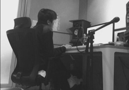 choi_bts2's tweet photo. Mang was writing down Diary in New York? I can see the 40 Wall Street building in Manhattan through the window. JHope might write down the diary very honestly and simply 

“Just Dance” 

#WritingDownTheVeryHonest #Diary #JHope @BTS_twt 
#MANG #FreeTime #BT21 https://t.co/f0JXh3VRsX