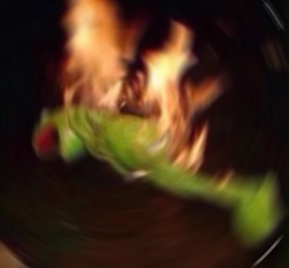 trickscd's tweet image. MOM HOLY FUCK #EatingForTwo IS REALLY GOIN FOR THE #NaNoWriMo18 GOLD