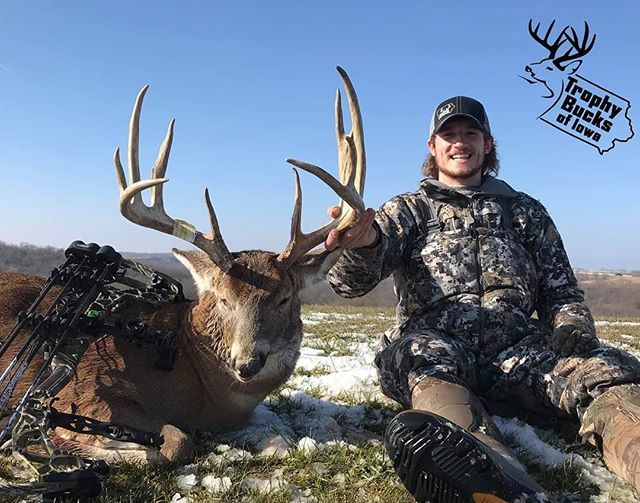 iowatrophybucks's tweet photo. Brandon scovel put down a beast in Lucas county! Congrats Brandon! #trophybucksofiowa #shareyourtrophy #Iowa #tinelength #bbd https://t.co/YPLmGRgRTb https://t.co/fJtVP2dxiL