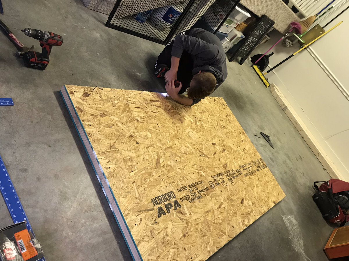 CinciGreg's tweet photo. Built a #plyoball wall over break- on casters &amp; just short enough to roll in &amp; out of the garage. @Preston_Hodges7 can work inside/outside thru the winter. Best part, we constructed it together. #baseballdad #longtoss #weightedbaseball #velocity @DrivelineBB https://t.co/iBWZICWuYy