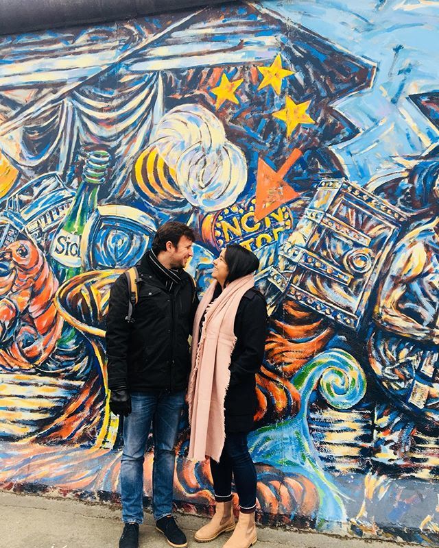 LoreTovar8's tweet photo. “Many small people, who in many small places do many small things, can alter the face of the world.”
-  East Side Gallery, Berlin, 1990 https://t.co/PTxaQXNTKW https://t.co/k8xR11KHVA