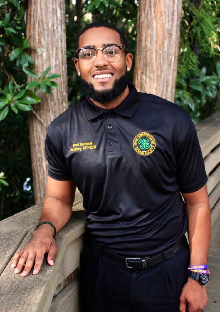 JTWHS_UCF's tweet photo. Motivational Monday💚✨
“Too often we underestimate the power of a touch, a smile, a kind word, a listening ear, an honest compliment, or the smallest act of caring, all of which have the potential to turn a life around.”
  
Happy Birthday Ru, Your smile impacted so many🕊💜 #LLR https://t.co/IfJFjCDXQu