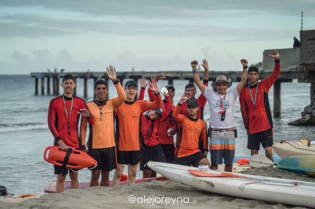 AngelsOpenWater's tweet photo. #26Nov Agradecimiento amigo Eduardo Beherens miembro del equipo @AngelsOpenWater por  valioso apoyo en #seguridad conjuntamente con @guardianesdeal1 #CopaLosAngeles #AguasAbiertas #OpenWater 2k y 3K  - #FelizLunes - @CrestaMetalica @radioelhatillo @RevistaFortius https://t.co/Rh4bADoKo6