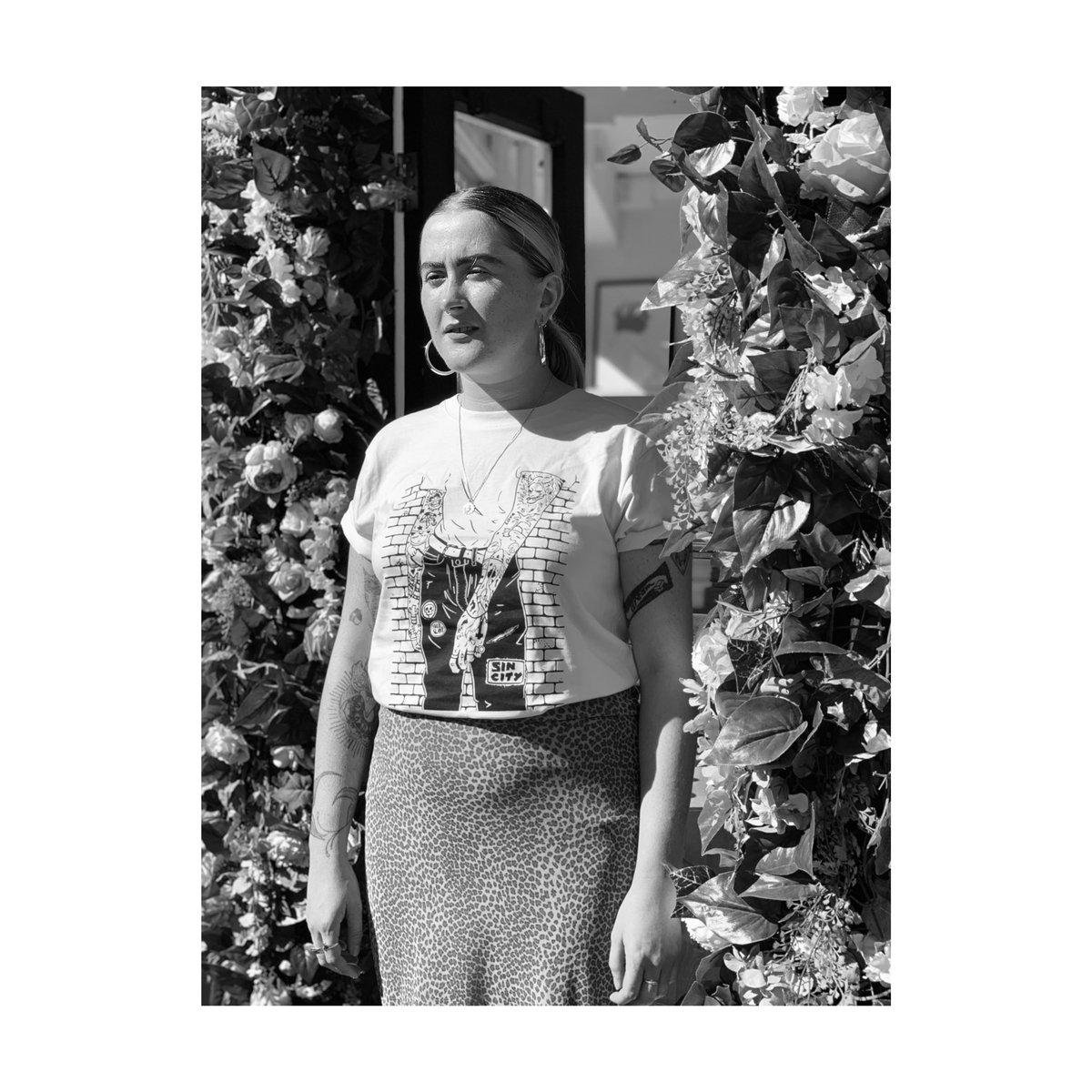 tidyprintuk's tweet photo. @kiki.press in-store and online now. UNISEX. Modelled by Tidy’s favourite gal @eleanorchaplin 💘 https://t.co/tj9Q146Vxv