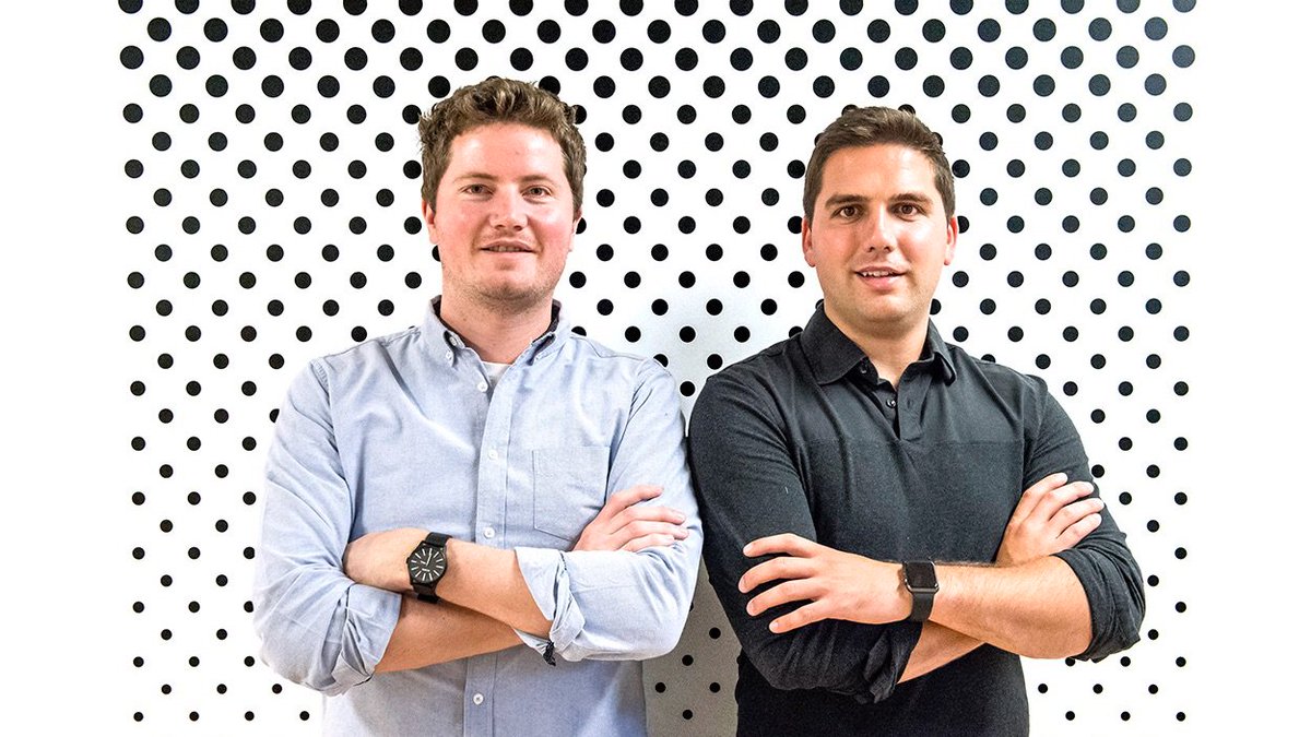 SmithBusiness's tweet photo. We'd like to congratulate @jshea101 &amp; #PatrickMeyer, both BCom’11. The co-founders of @ChefsPlateCA (acquired by @HelloFreshCA) were honoured at Canada's @Top40_40. Jamie &amp; Patrick disrupted the traditional grocery category, building Chef’s Plate from the ground up. #CAN40under40 https://t.co/0HkiYtQRwh