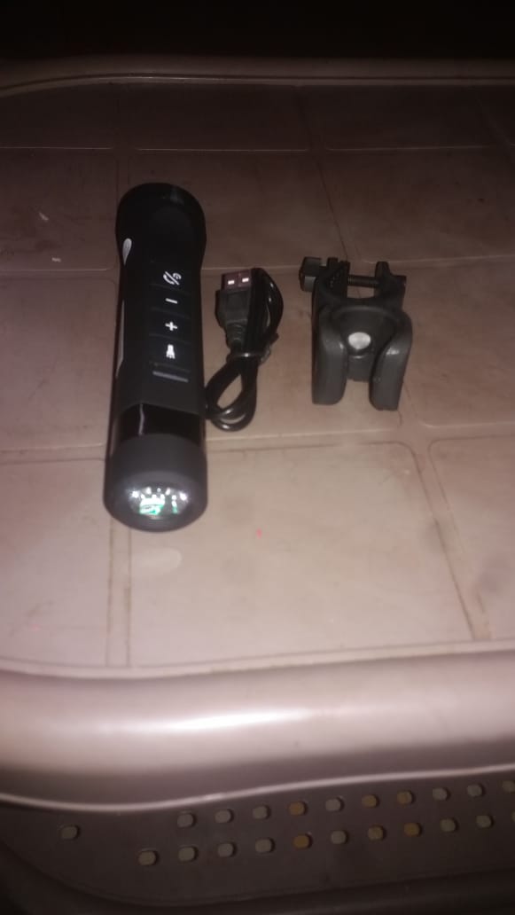 Sagar14Naik's tweet photo. #120YearsOfInnovation Thanks a lot @GoodyearJOJ for this 6 in 1 External Power Charger, Bluetooth Speaker, Flashlight..... This all-in-one device is really awesome.
Thanks @india4contests &amp; My Friends for their support 🙏✌❤ https://t.co/rdO6TSagjE