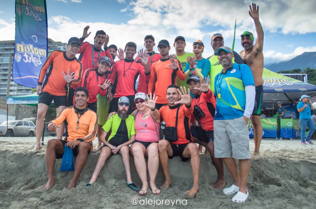 AngelsOpenWater's tweet photo. Agradecimiento apoyo Juez en #AguasAbiertas avalado por @fina1908 Rubén Rodriguez @adabolivar_2017 por su destacada participación y apoyo en Copa #LosAngeles 2K y 3K - @radioelhatillo @CrestaMetalica @RevistaFortius @guardianesdeal1 @guardianesdeal1 @Dannychocron @maickelmelamed https://t.co/eNls6oKNMs