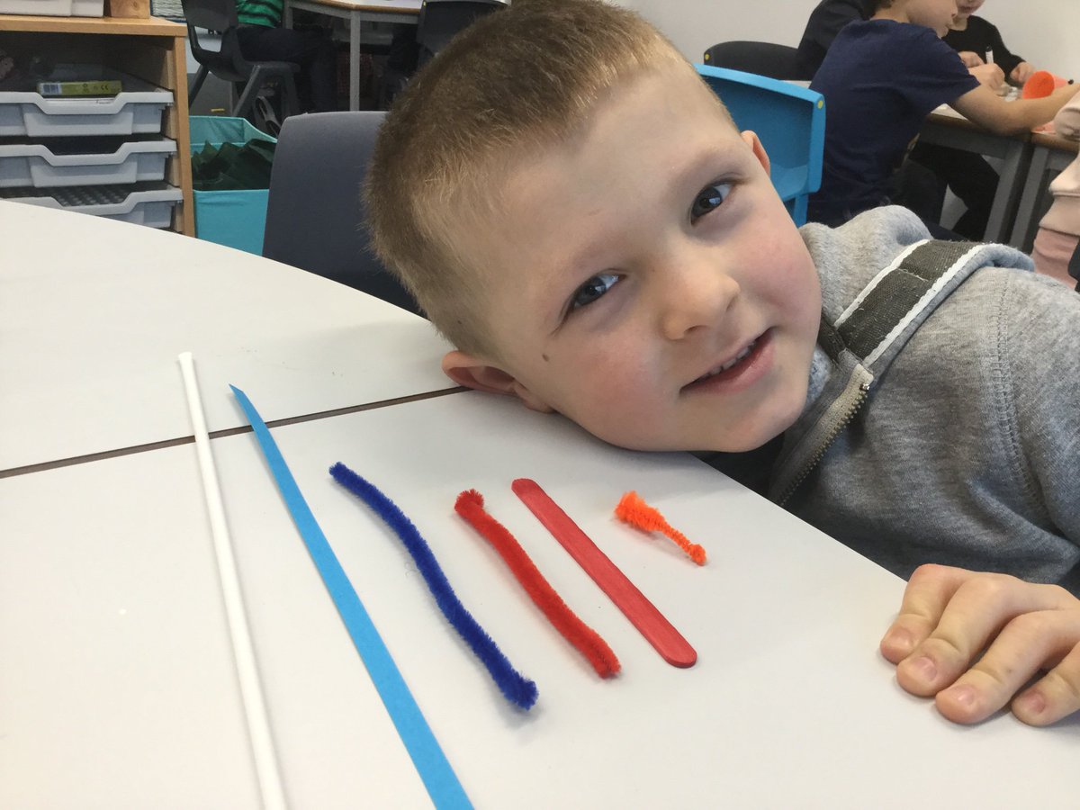 DimelowMrs's tweet photo. Primary 1 measuring. #weachievetogether  @Stoneywood_1 https://t.co/hW2WwVPcrx