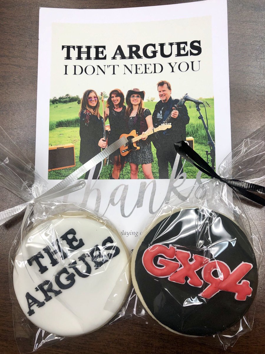 Thank you <a href="/TheArgues/">The Argues</a> for the delicious cookies. #classact #GX94LovesYou #WayToMyHeart