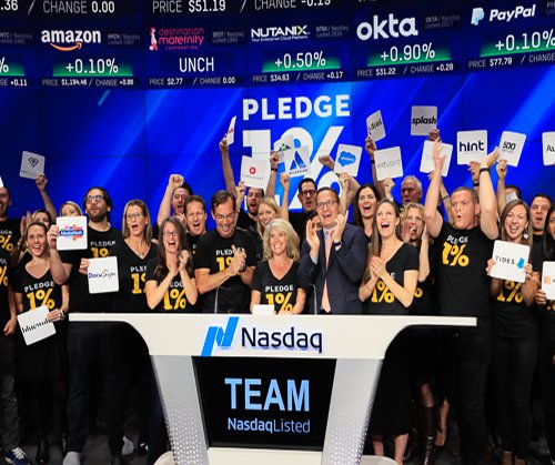 PledgeOne's tweet photo. This time tomorrow - #Pledge1 will be ringing the bell @nasdaq to celebrate 4 years (and share some other big announcements)! Remember to tune in at https://t.co/YwnyjRE3ue https://t.co/VAbhz5OjHB