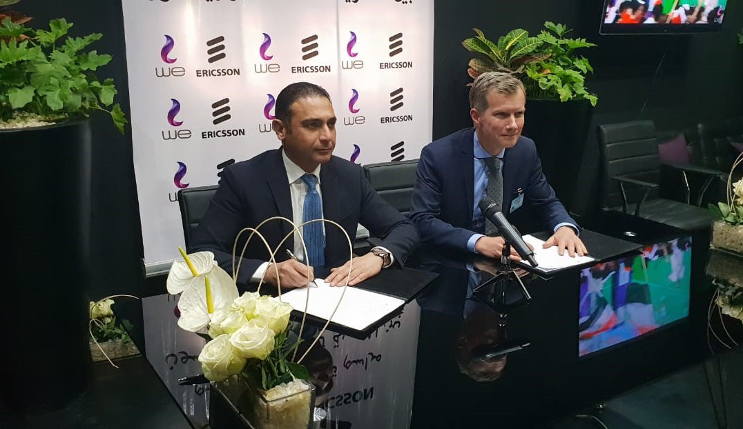 EricssonMEA's tweet photo. #BreakingNews: We've just signed a Memorandum of Understanding with our partner, @TelecomEgypt at Cairo ICT, to collaborate and focus on network development, expansion scenarios and the evaluation of #5G applications in the Egyptian market. #EricssonLive @cairoict https://t.co/TPaIld4yXe