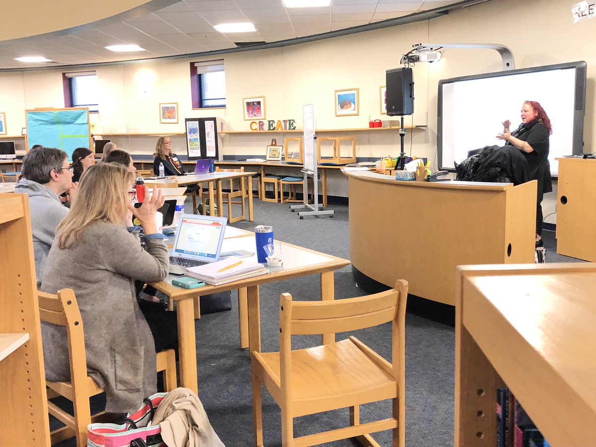 HumanitiesSps's tweet photo. Teachers are getting EmPOWEREd to enhance writing instruction! #SpsTeachandLearn #Empower #Archtitectsforlearning https://t.co/jrlofz8T3F