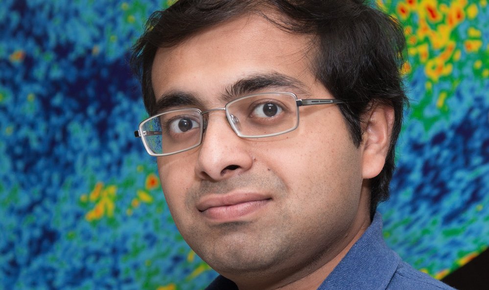 UniBasel_en's tweet photo. His passion for astrophysics led Arkaprabha Sarangi to move from India to Basel to pursue a PhD. From here, it was only a short hop to NASA: https://t.co/33rv8AwvdF #alumniinterview #uninova @NASAGoddard https://t.co/WMQAZCdXyJ