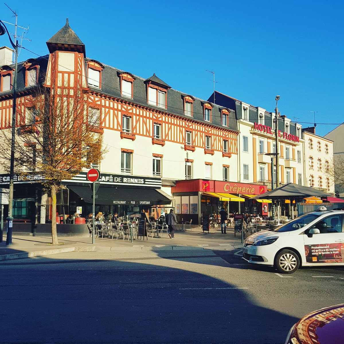 Digging the disco vibes today ☮️❤️

On location #shoot en France last week. Très chic!