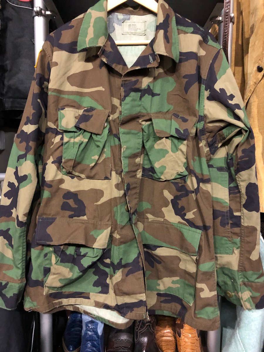 waitasecondcom's tweet photo. New shop online with vintage military shirts #waitasecond 

https://t.co/CQBDtZ6PdE https://t.co/lKyLUfyvwX